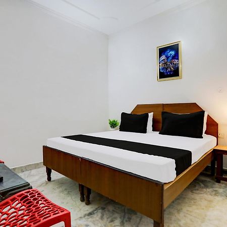 Super Hotel Live View Indraprastha Extérieur photo